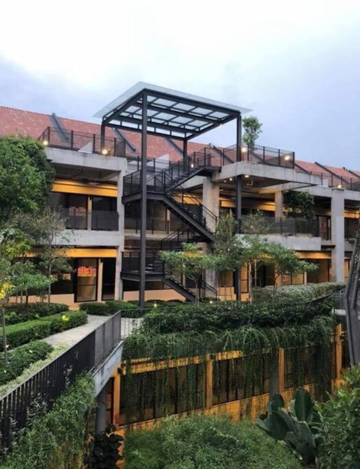 Luxury Stay-Tamarind Suite Cyber Cyberjaya Exterior photo